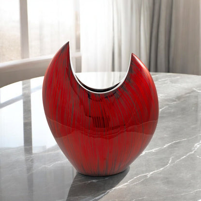 18" Red Aluminum Pointy Table Vase HomeRoots