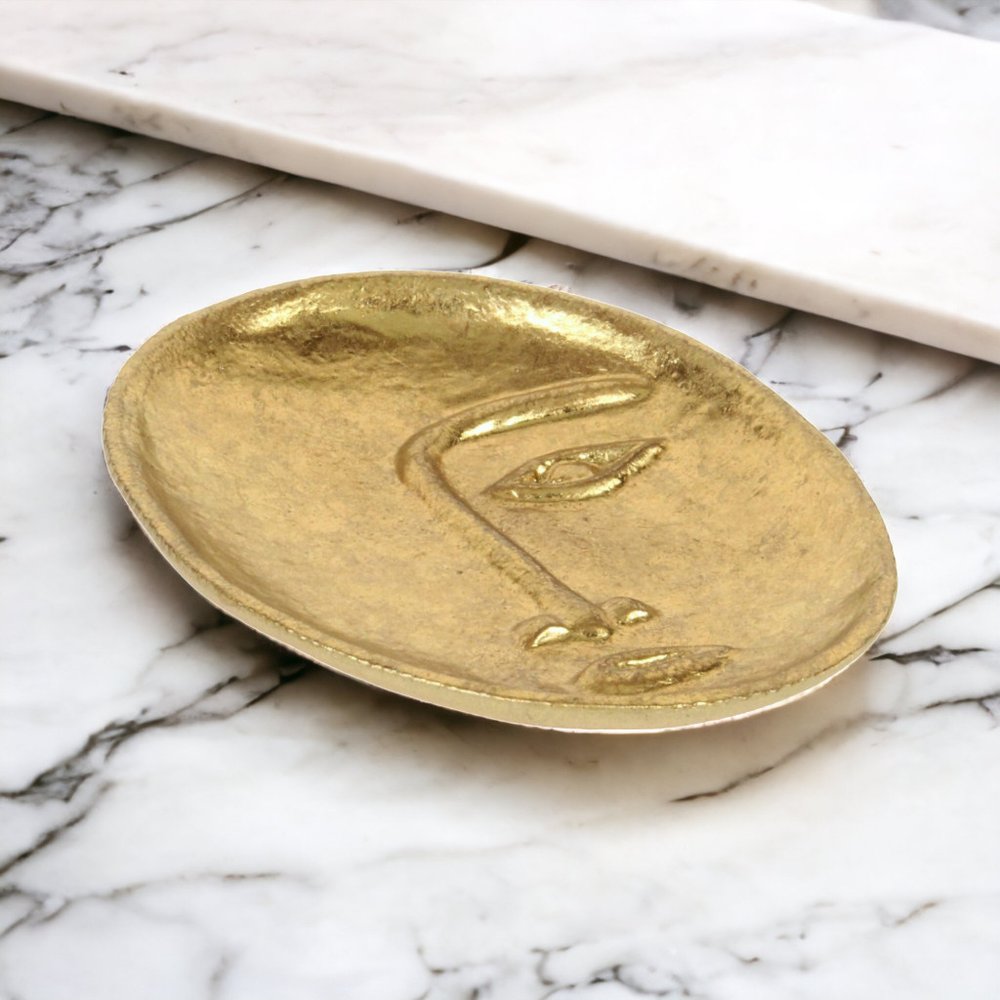 8" Gold Cast Iron Mod Abstract Face Oval Trinket Tray HomeRoots