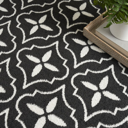 4' X 6' Black And Ivory Geometric Indoor Outdoor Area Rug HomeRoots