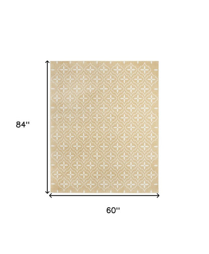 5' X 7' Beige And Ivory Geometric Indoor Outdoor Area Rug HomeRoots