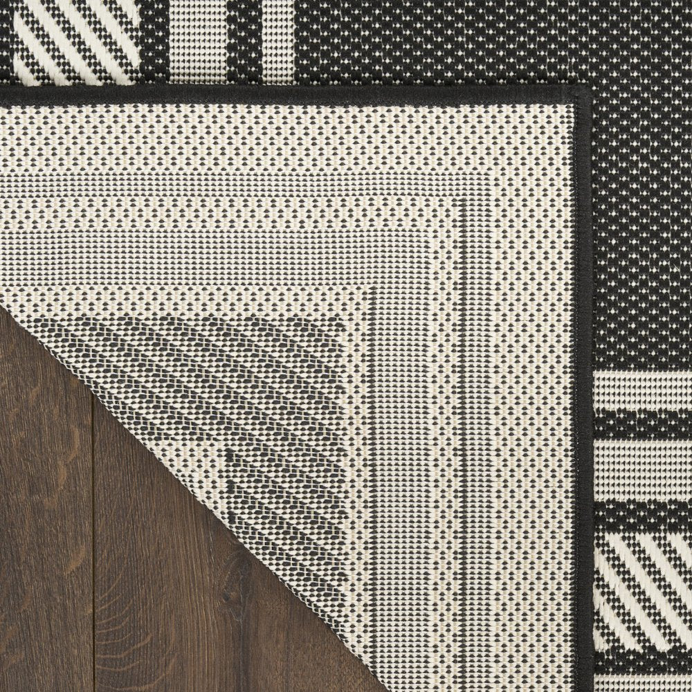 5' X 7' Black Geometric Indoor Outdoor Area Rug — view 9