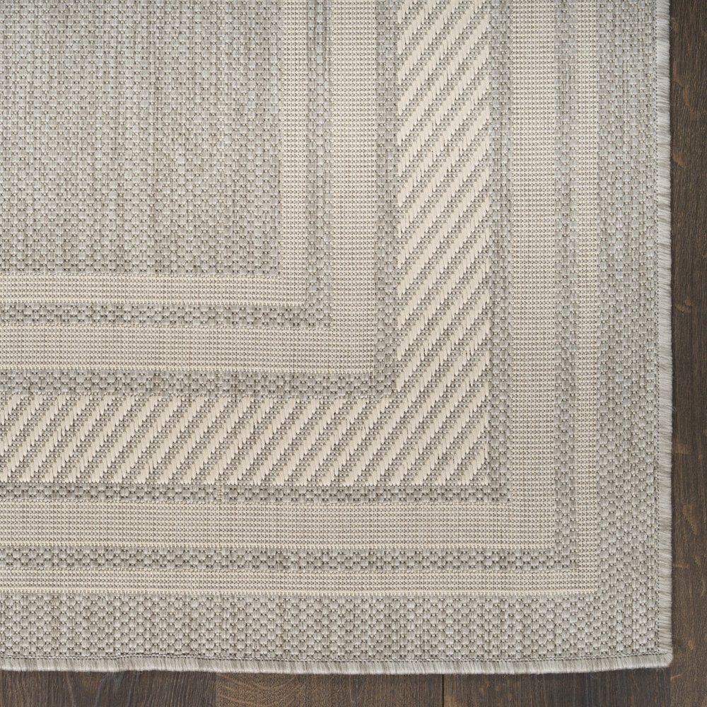 5' X 7' Gray Geometric Indoor Outdoor Area Rug HomeRoots