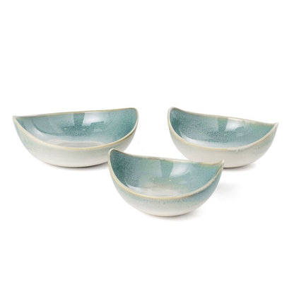 Set of Three Blue And White Ceramic Decorative Bowl HomeRoots