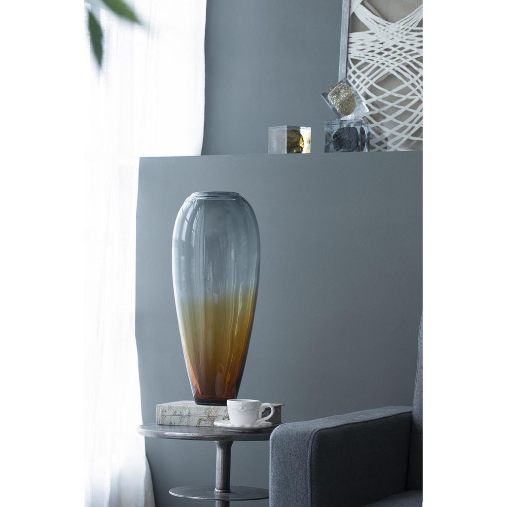 19" Clear And Brown Ombre Glass Table Vase HomeRoots