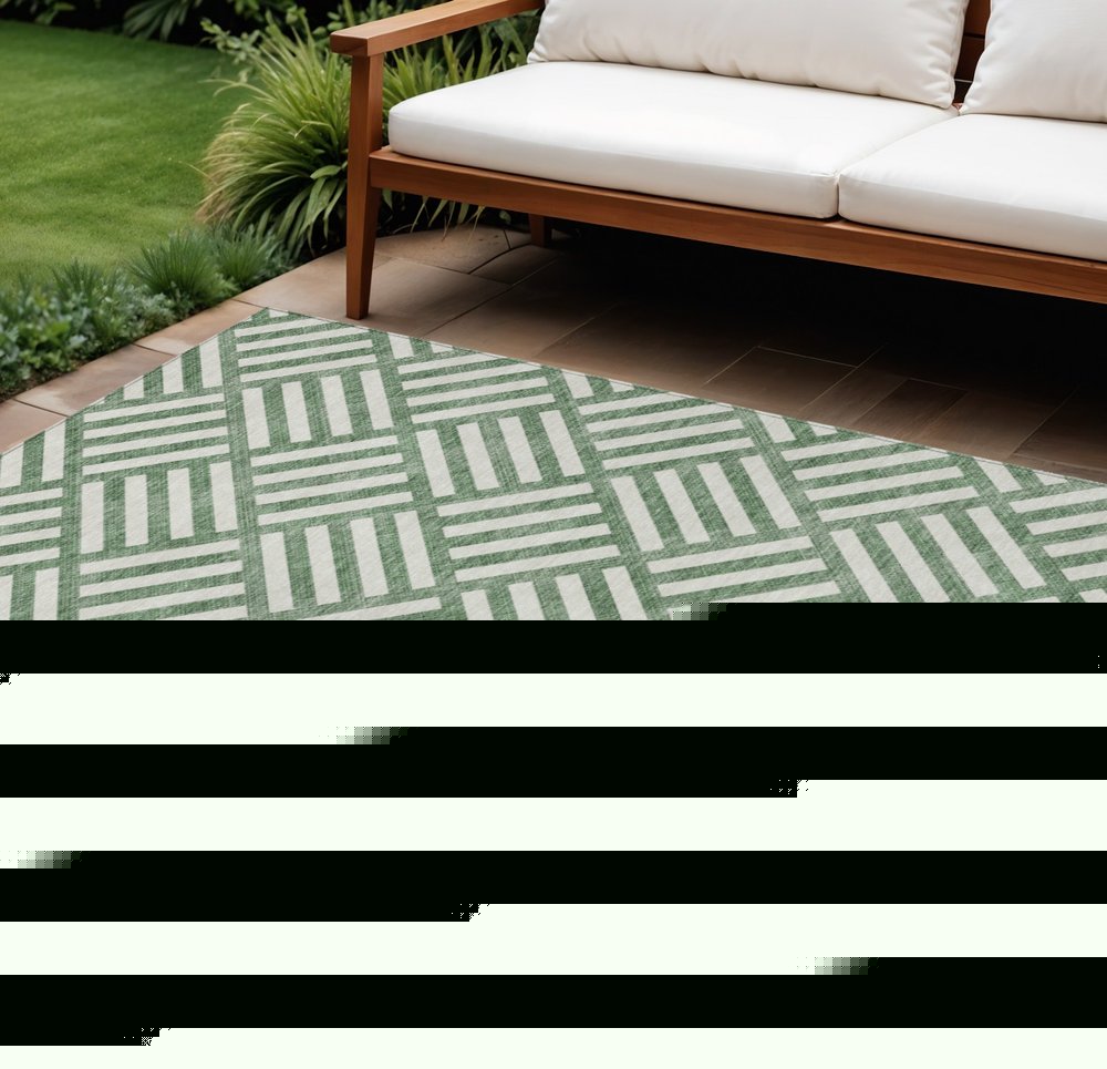 8' X 10' Green And Ivory Geometric Washable Indoor Outdoor Area Rug HomeRoots