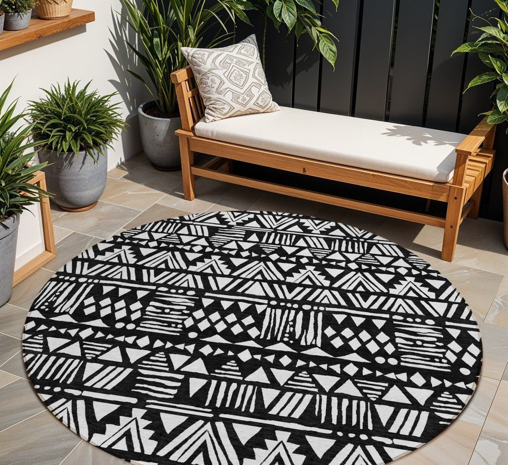 5' X 8' Black And Ivory Southwestern Washable Indoor Outdoor Area Rug — view 13