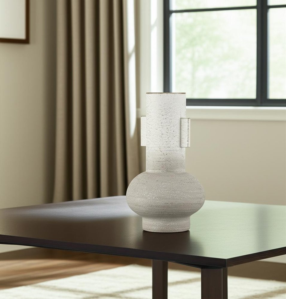13" Off White And Gold Metal Table Vase HomeRoots