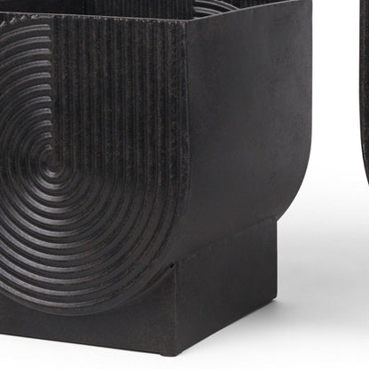 Set of Two Black Metal 20 Ounce Pot Planters