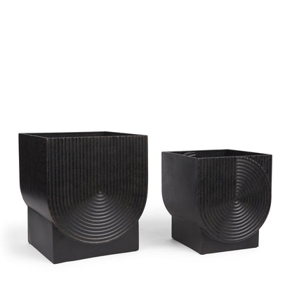 Set of Two Black Metal 20 Ounce Pot Planters