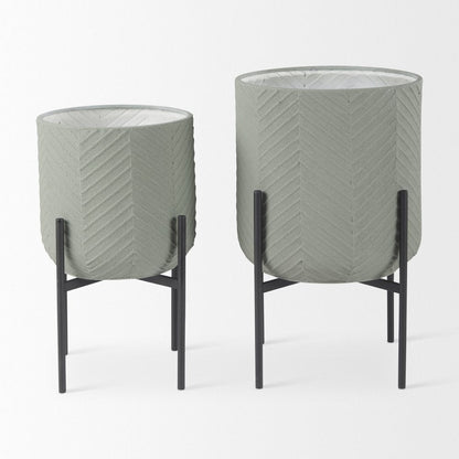 Set of Two Black And Green Metal 20 Ounce Round Elevated Planters