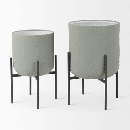 Set of Two Black And Green Metal 20 Ounce Round Elevated Planters