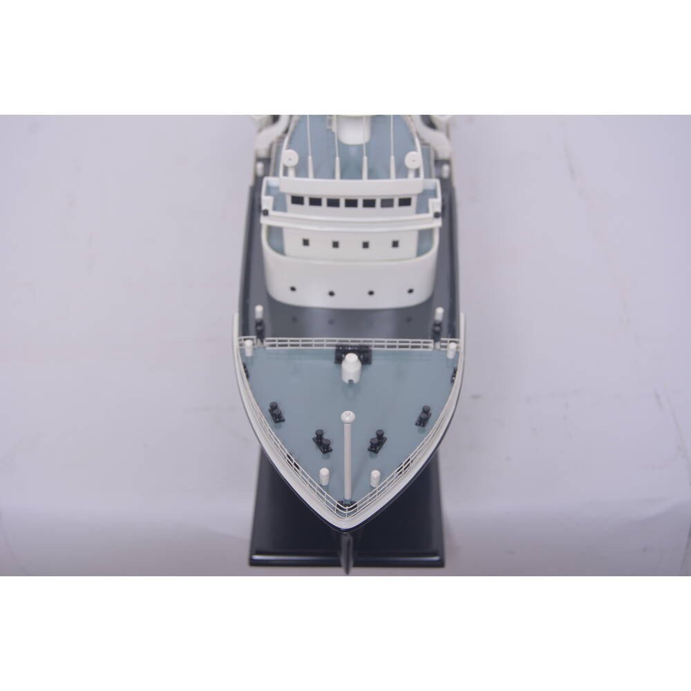 6" Unfinished Wood Hand Painted Model Boat HomeRoots