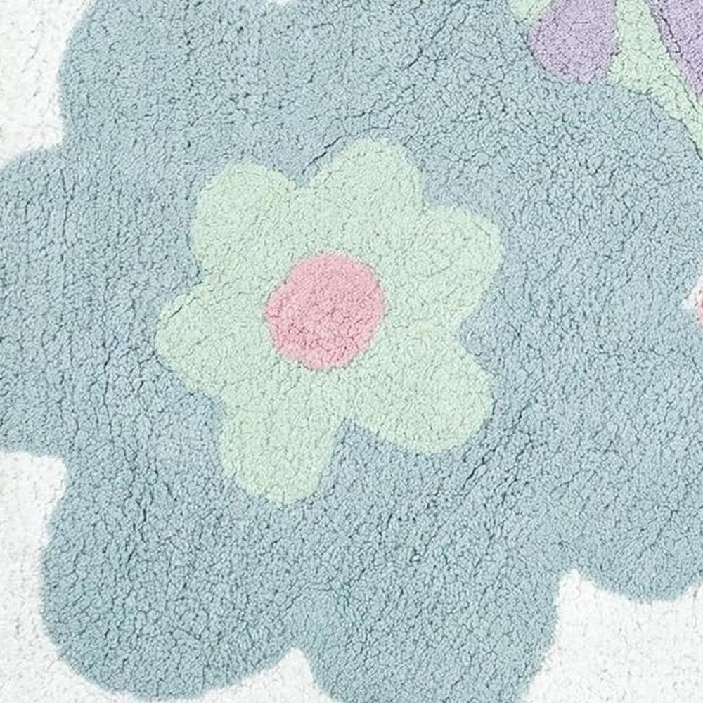 32" Pink And White Cotton Flower Trio Floral Bath Rug HomeRoots