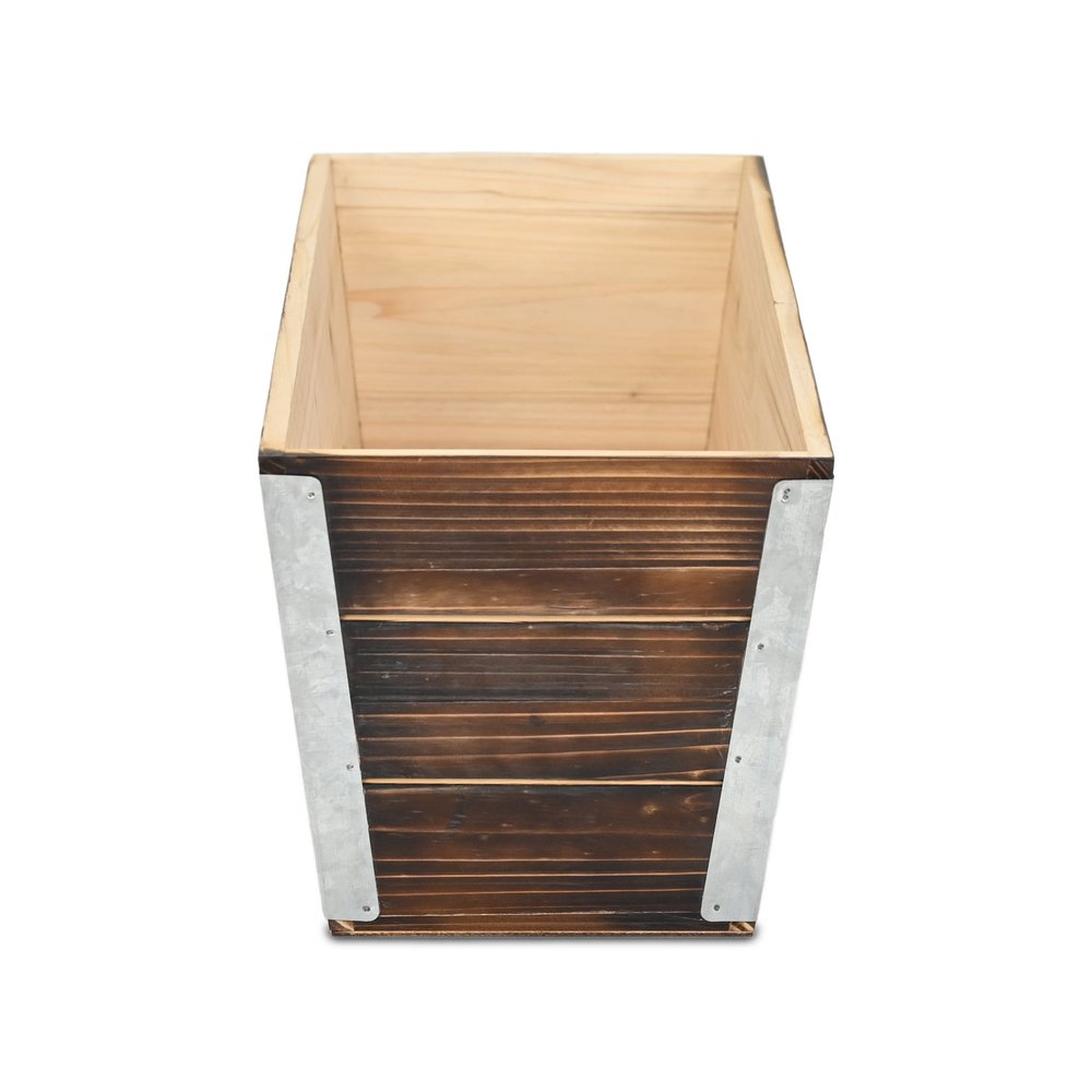 Brown Wood And Metal 700 Ounce Rectangular Distressed Planter Box — view 4