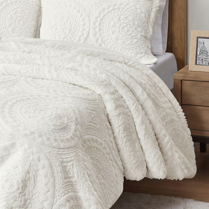 Set of Two Ivory Medallion Twin Ring Stitch Polyester Sham And Comforter HomeRoots