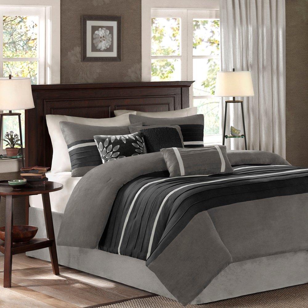 Set of Seven Black King Ring Stitch Polyester Sham And Comforter HomeRoots