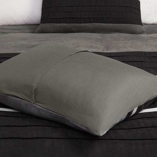 Set of Seven Black King Ring Stitch Polyester Sham And Comforter HomeRoots