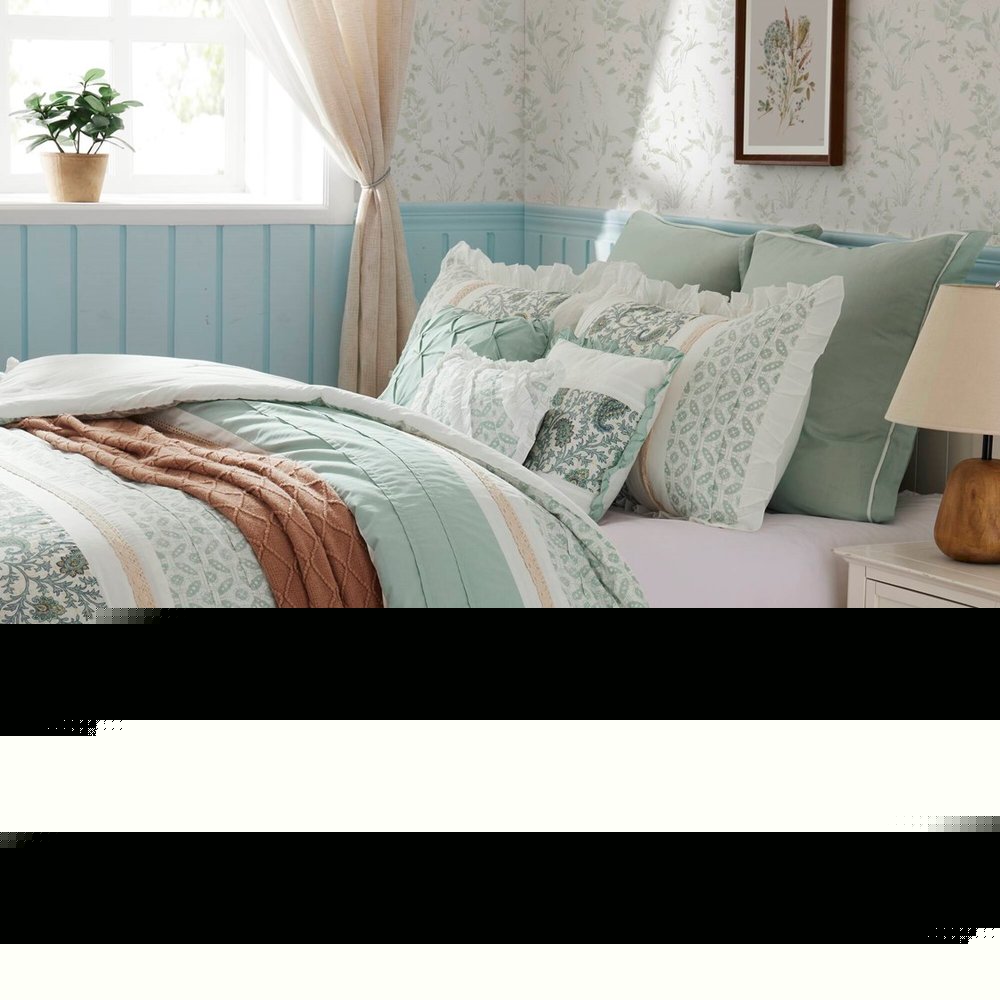 Set of Nine Aqua And Ivory Paisley King Ring Stitch Polyester Sham And Comforter HomeRoots