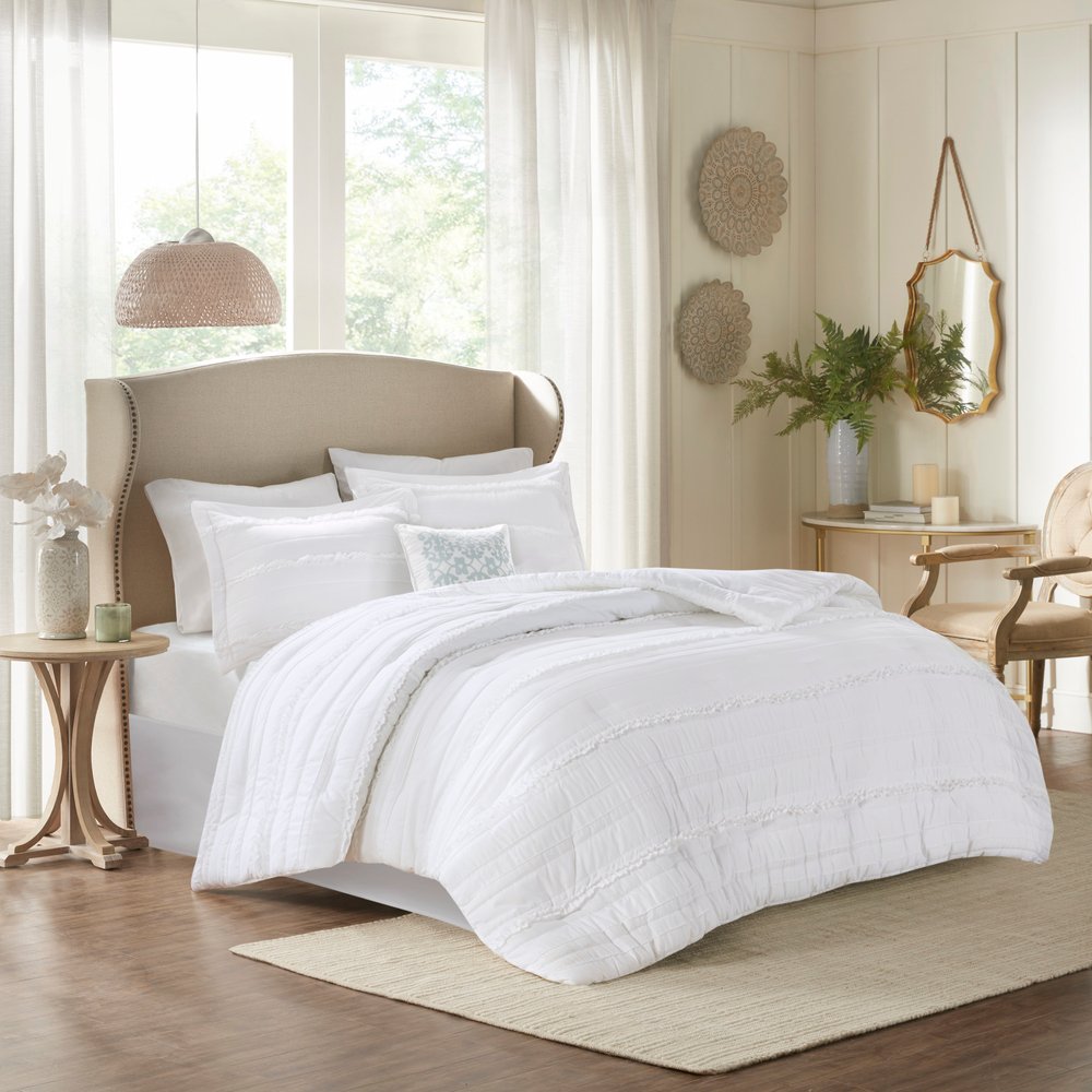 Set of Five White King Ring Stitch Polyester Sham And Comforter HomeRoots