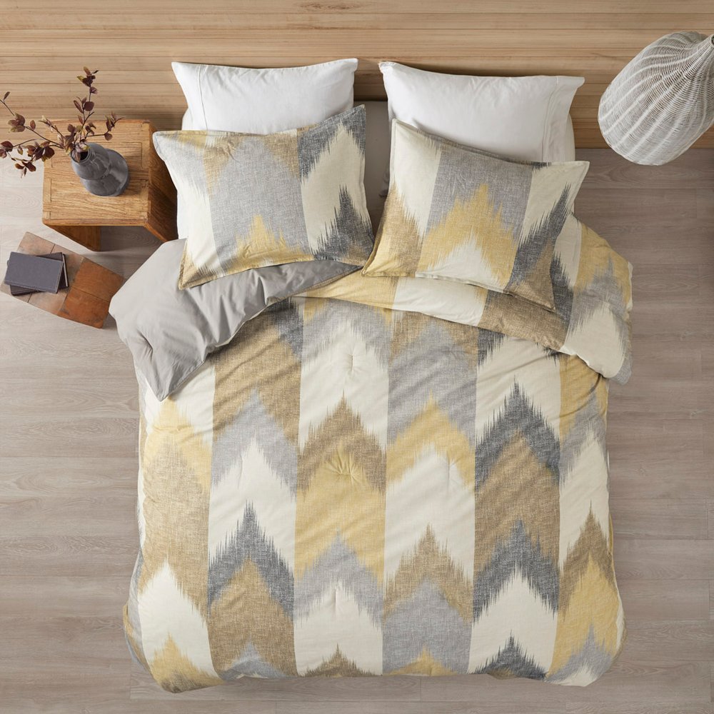 Set of Three Gray And Ivory Queen Ring Stitch Polyester Sham And Comforter HomeRoots