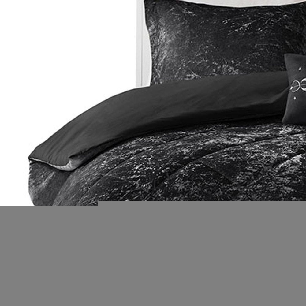 Set of Three Black Twin Ring Stitch Polyester Sham And Comforter HomeRoots