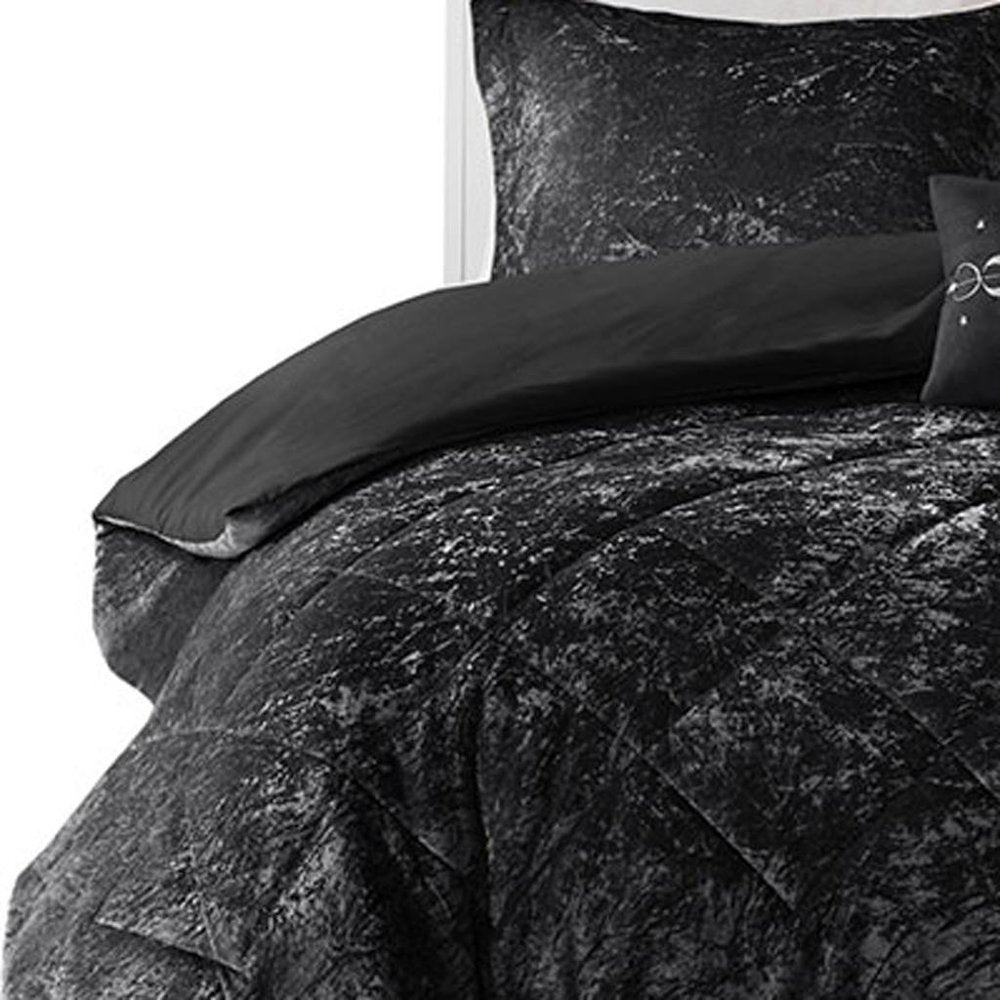 Set of Three Black Twin Ring Stitch Polyester Sham And Comforter HomeRoots