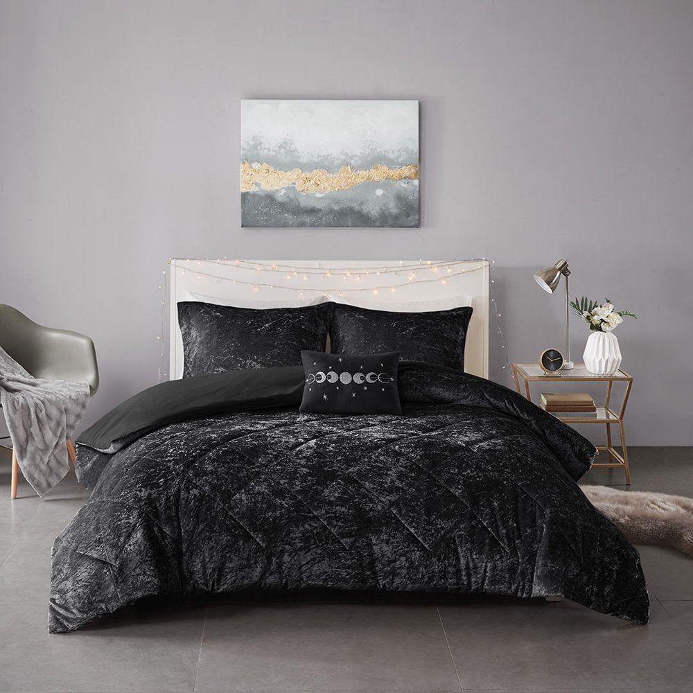 Set of Three Black Twin Ring Stitch Polyester Sham And Comforter HomeRoots