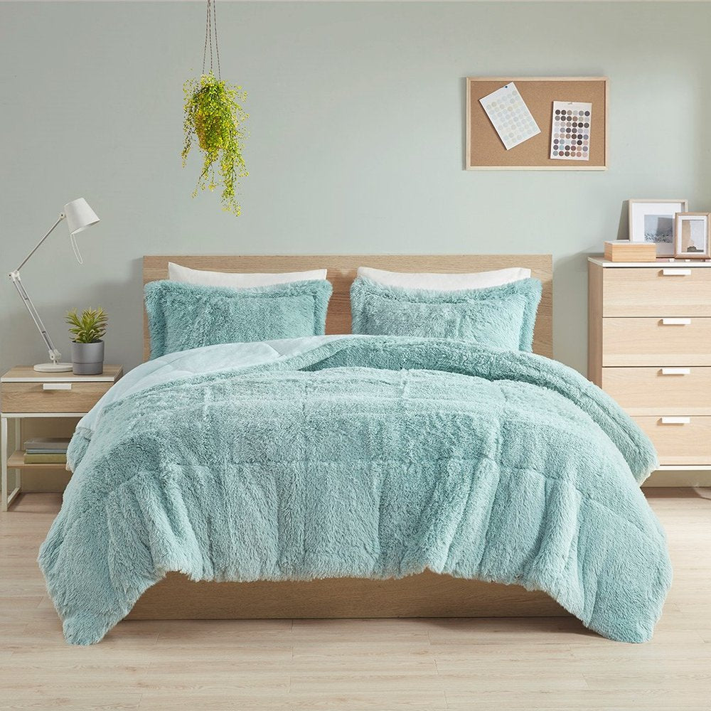 Set of Three Aqua King Ring Stitch Polyester Sham And Comforter HomeRoots