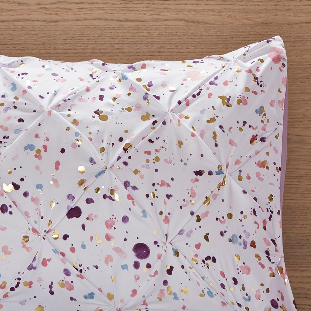 Set of Four Plum And White Abstract Ring Stitch Polyester Sham And Comforter HomeRoots