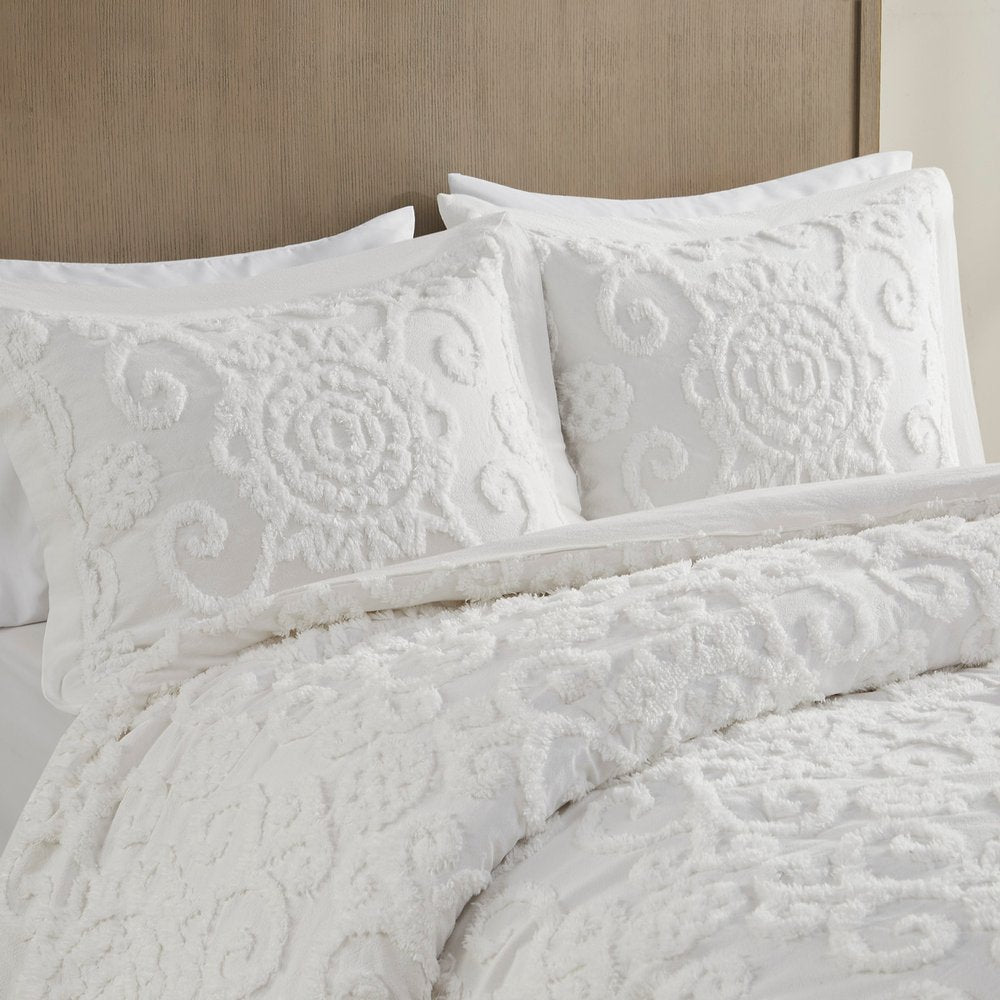 Set of Three White Medallion Queen Ring Stitch Sham And Comforter HomeRoots