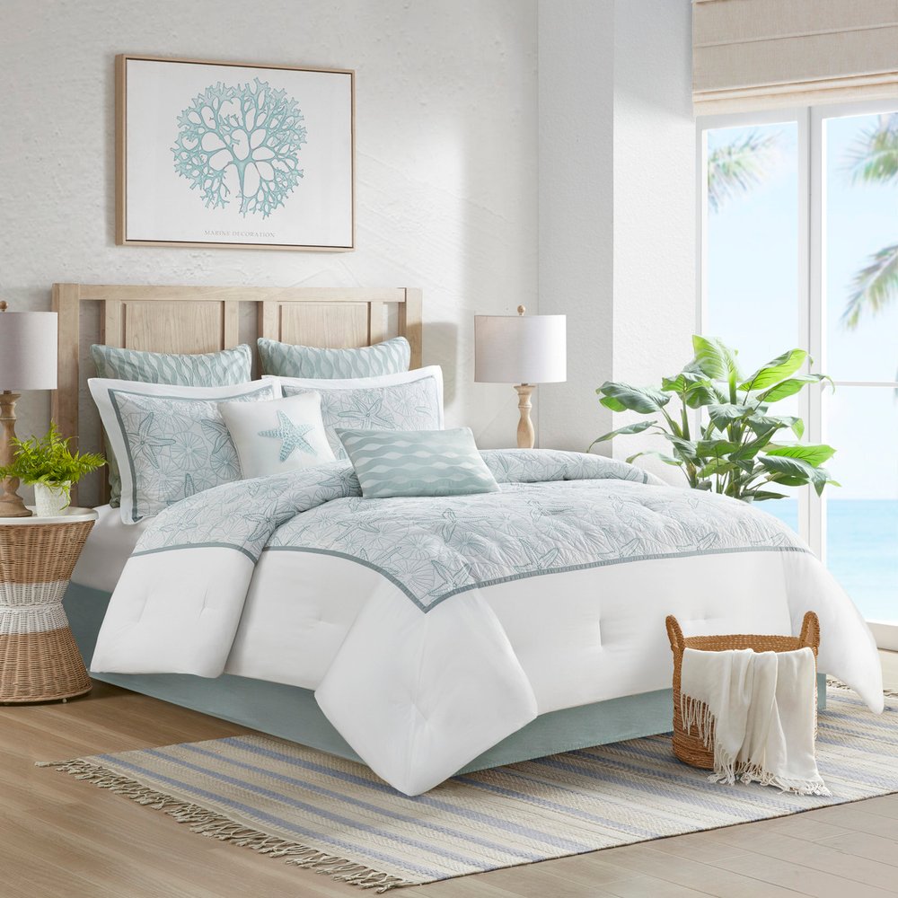 Set of Four White And Aqua King Ring Stitch Sham And Comforter HomeRoots