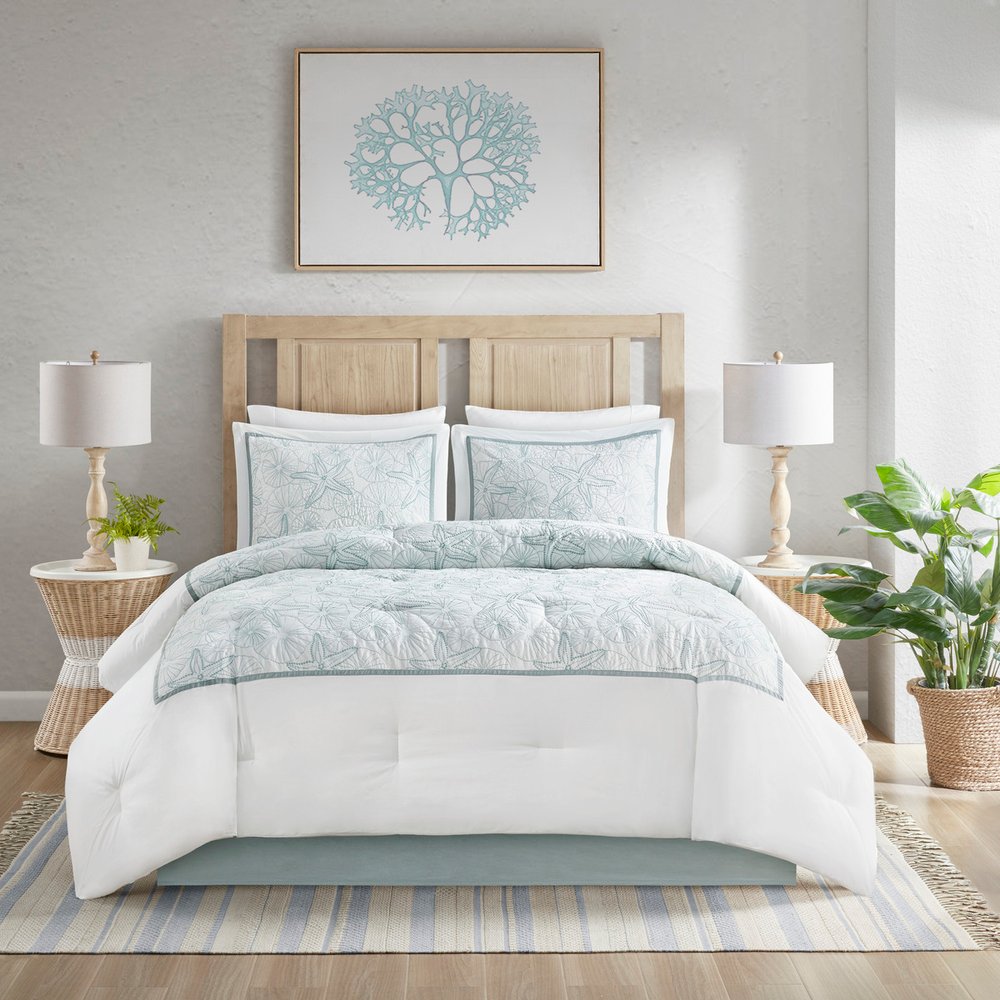 Set of Four White And Aqua King Ring Stitch Sham And Comforter HomeRoots