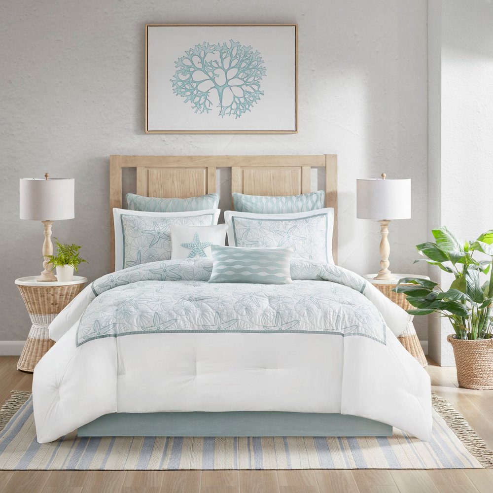 Set of Four White And Aqua Full Ring Stitch Sham And Comforter HomeRoots