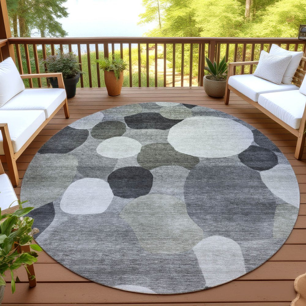 8' Gray And Silver Round Geometric Washable Indoor Outdoor Area Rug — view 14