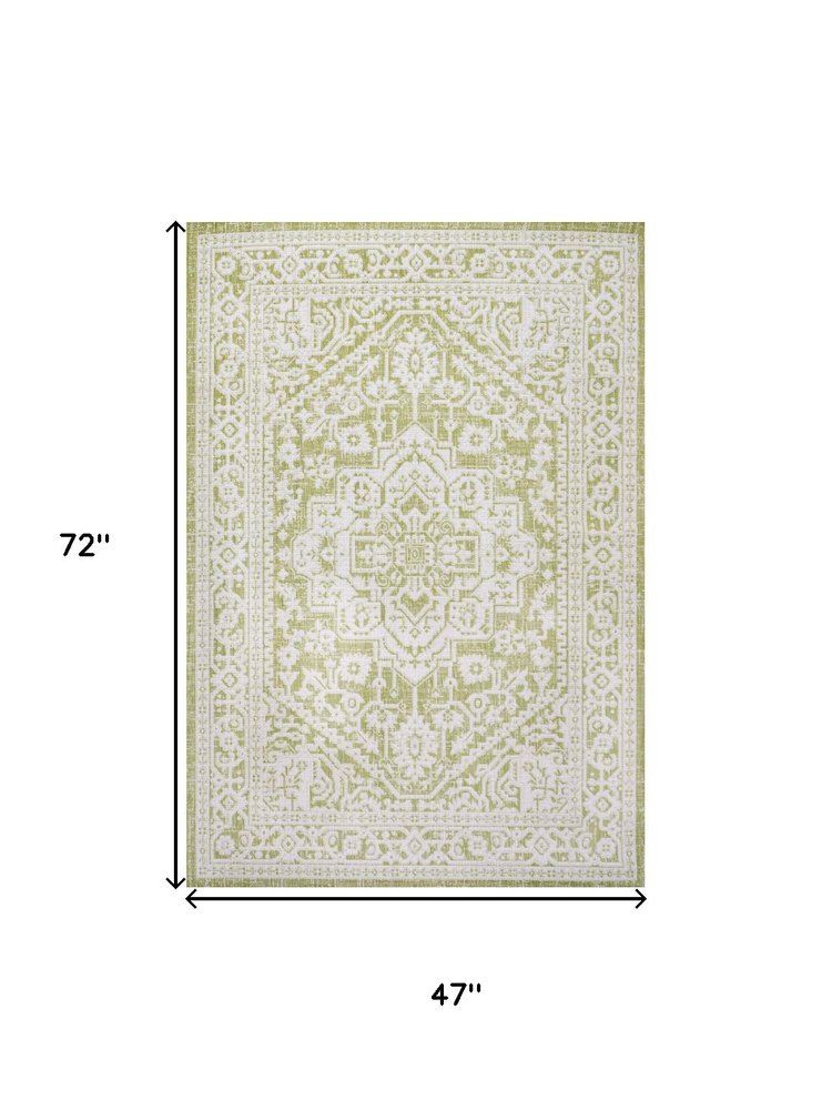 4' X 6' Green And Cream Medallion Indoor Outdoor Area Rug HomeRoots
