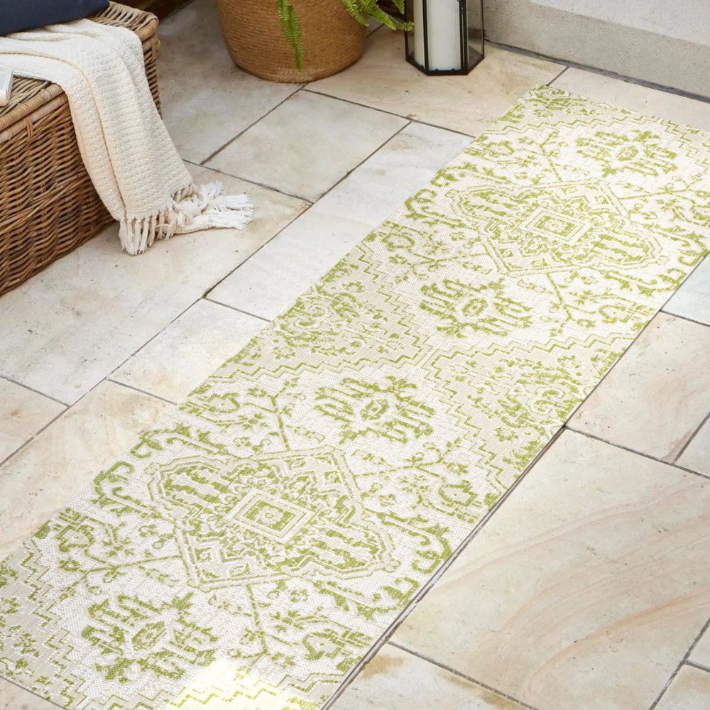 10' Cream And Green Medallion Indoor Outdoor Runner Rug