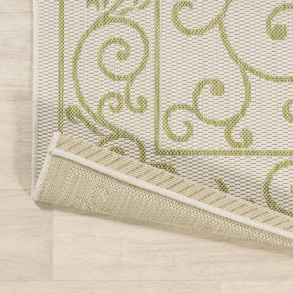 5' Cream And Green Round Medallion Indoor Outdoor Area Rug HomeRoots