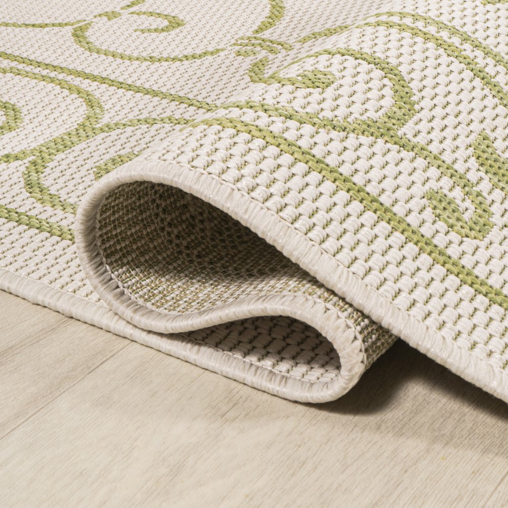 5' Cream And Green Round Medallion Indoor Outdoor Area Rug HomeRoots