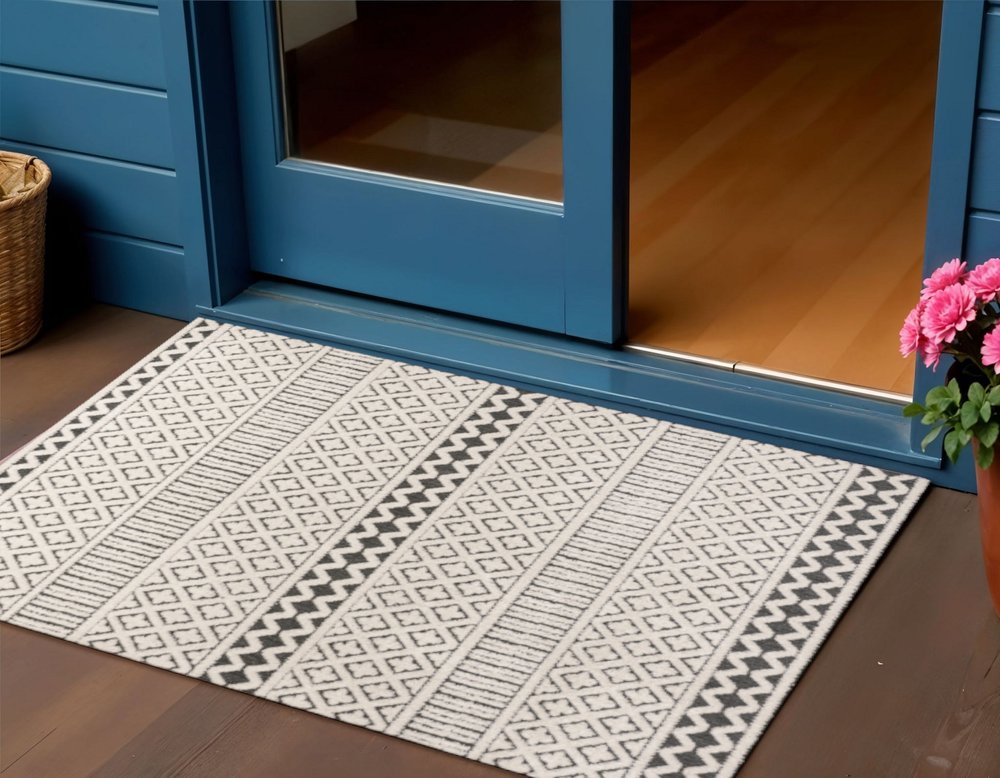 3' X 5' Cream And Black Trellis Indoor Outdoor Area Rug HomeRoots