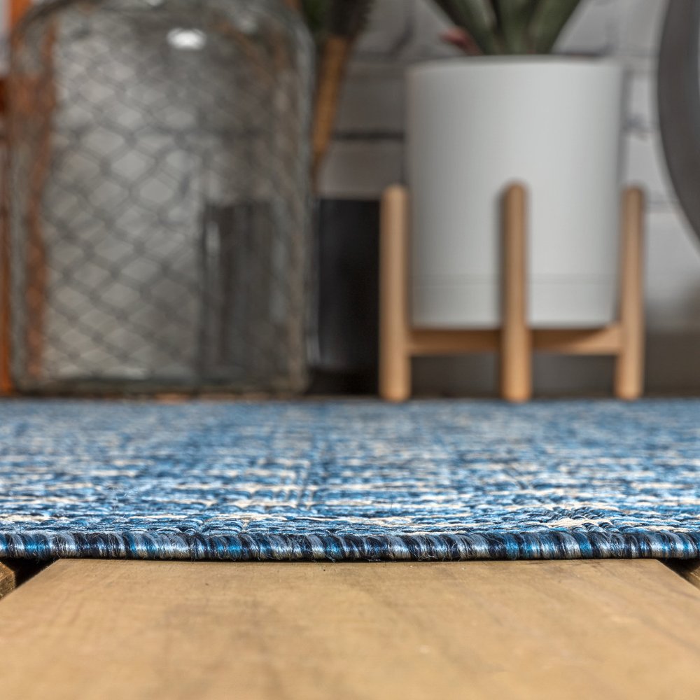 9' Navy Blue And Light Gray Round Trellis Indoor Outdoor Area Rug