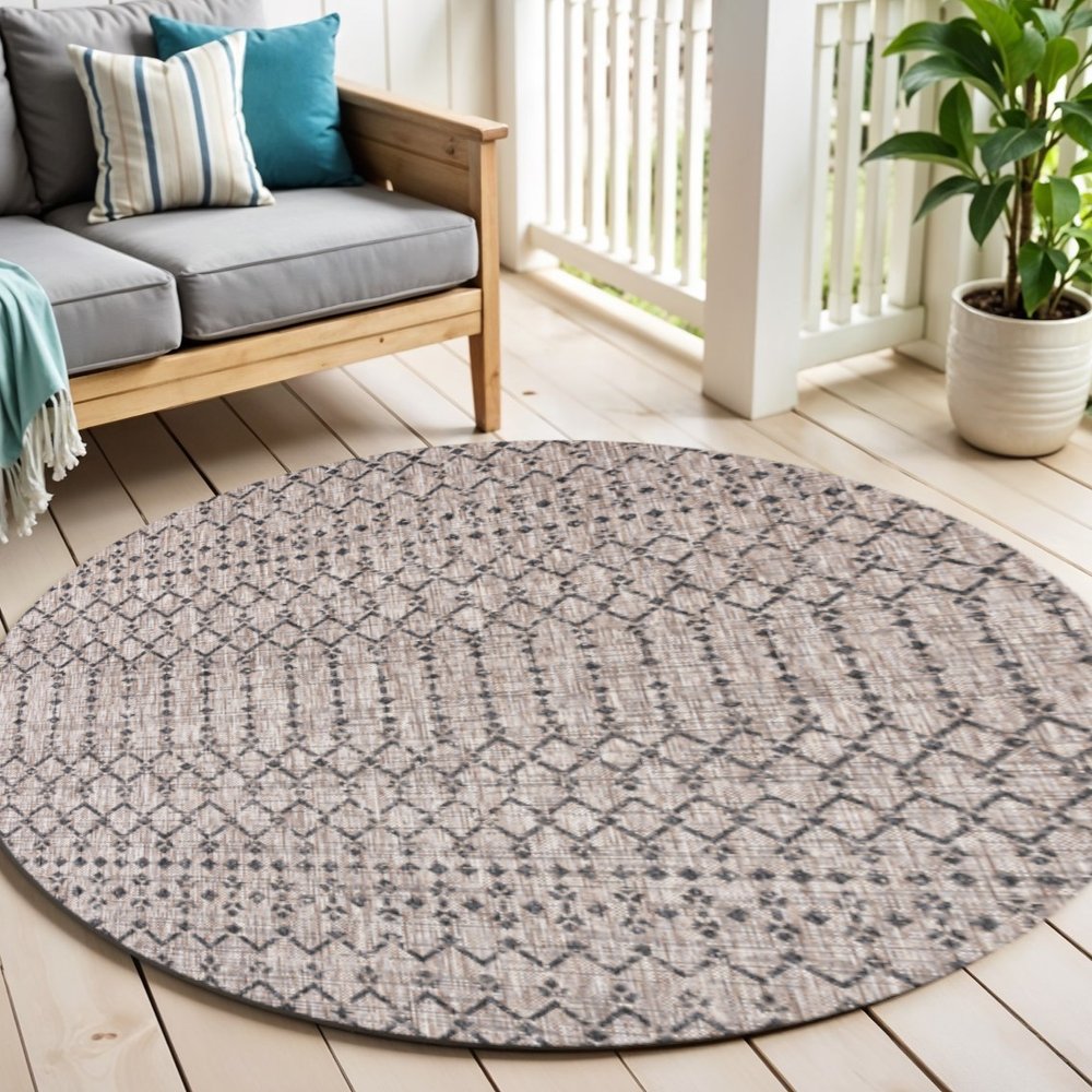 8' Natural And Black Round Trellis Indoor Outdoor Area Rug — view 7