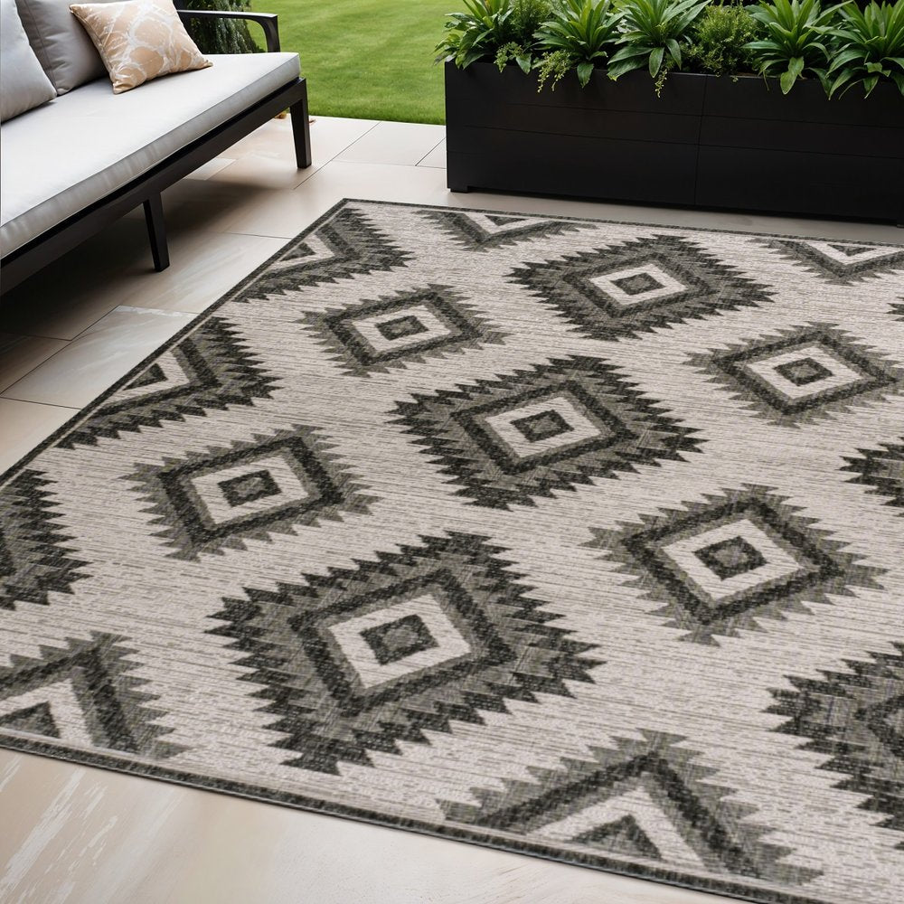 5' X 8' Black And Cream Moroccan Indoor Outdoor Area Rug HomeRoots
