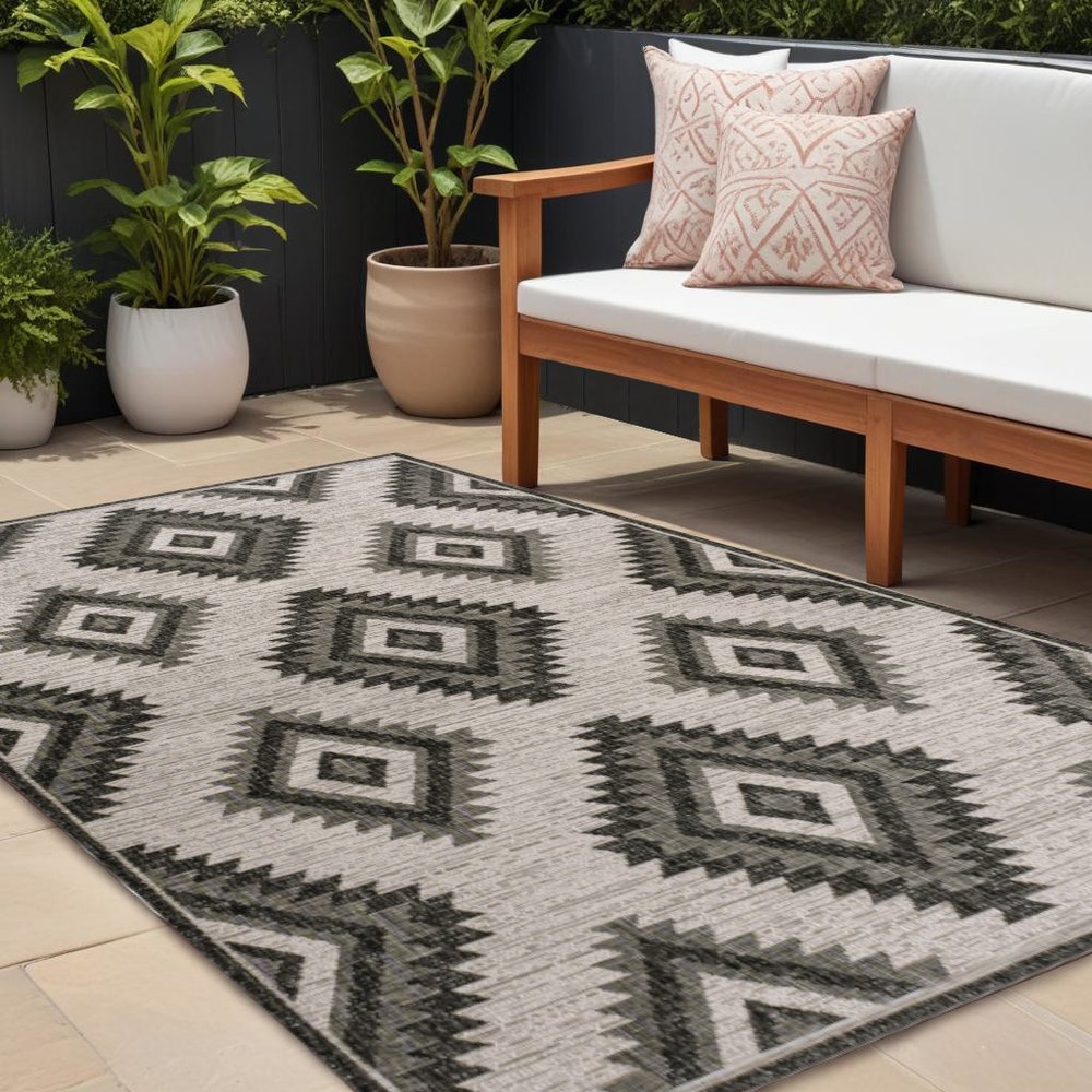 8' X 10' Black And Cream Moroccan Indoor Outdoor Area Rug HomeRoots