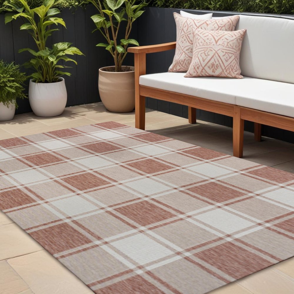 8' X 10' Salmon And Cream Gingham Indoor Outdoor Area Rug — view 4