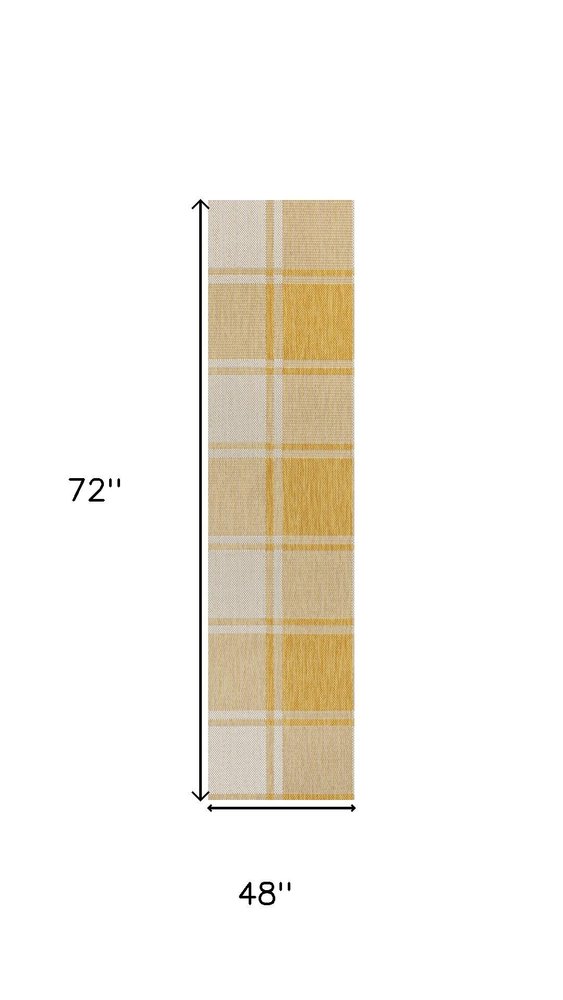 4' X 6' Yellow And Cream Gingham Indoor Outdoor Area Rug