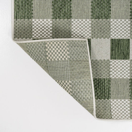 8' Green And Cream Geometric Indoor Outdoor Runner Rug