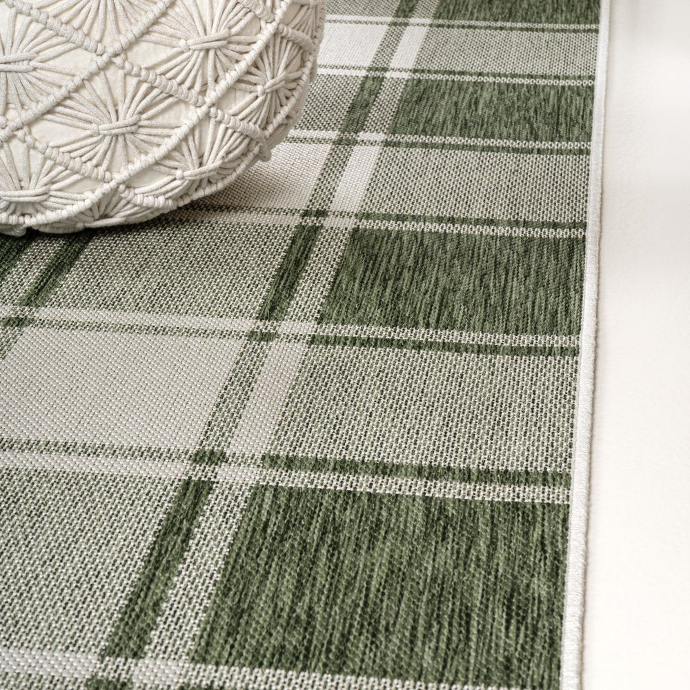 8' Green And Cream Gingham Indoor Outdoor Runner Rug — view 5
