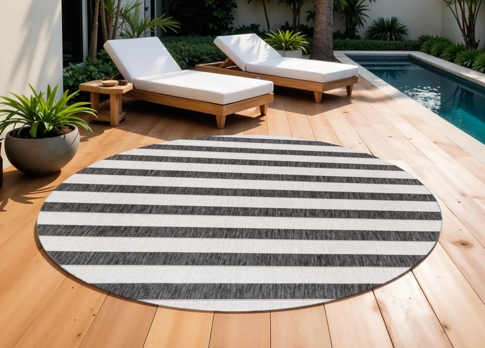 9' Black And Cream Round Striped Indoor Outdoor Area Rug HomeRoots