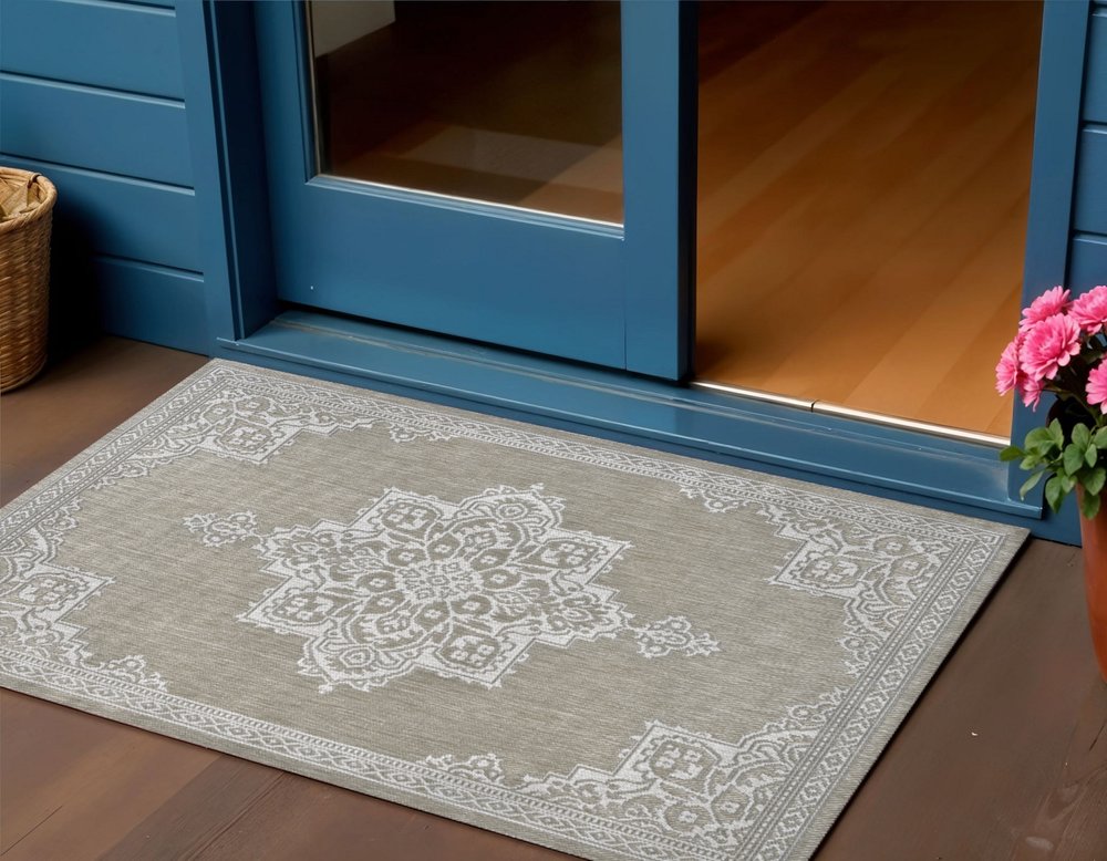 3' X 5' Beige And Cream Medallion Indoor Outdoor Area Rug — view 4
