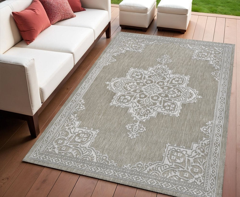 4' X 6' Beige And Cream Medallion Indoor Outdoor Area Rug — view 4